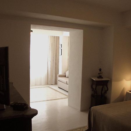 Hotel Santa Marina Antica Foresteria ซานตา มาริน่า ซาลินา ภายนอก รูปภาพ