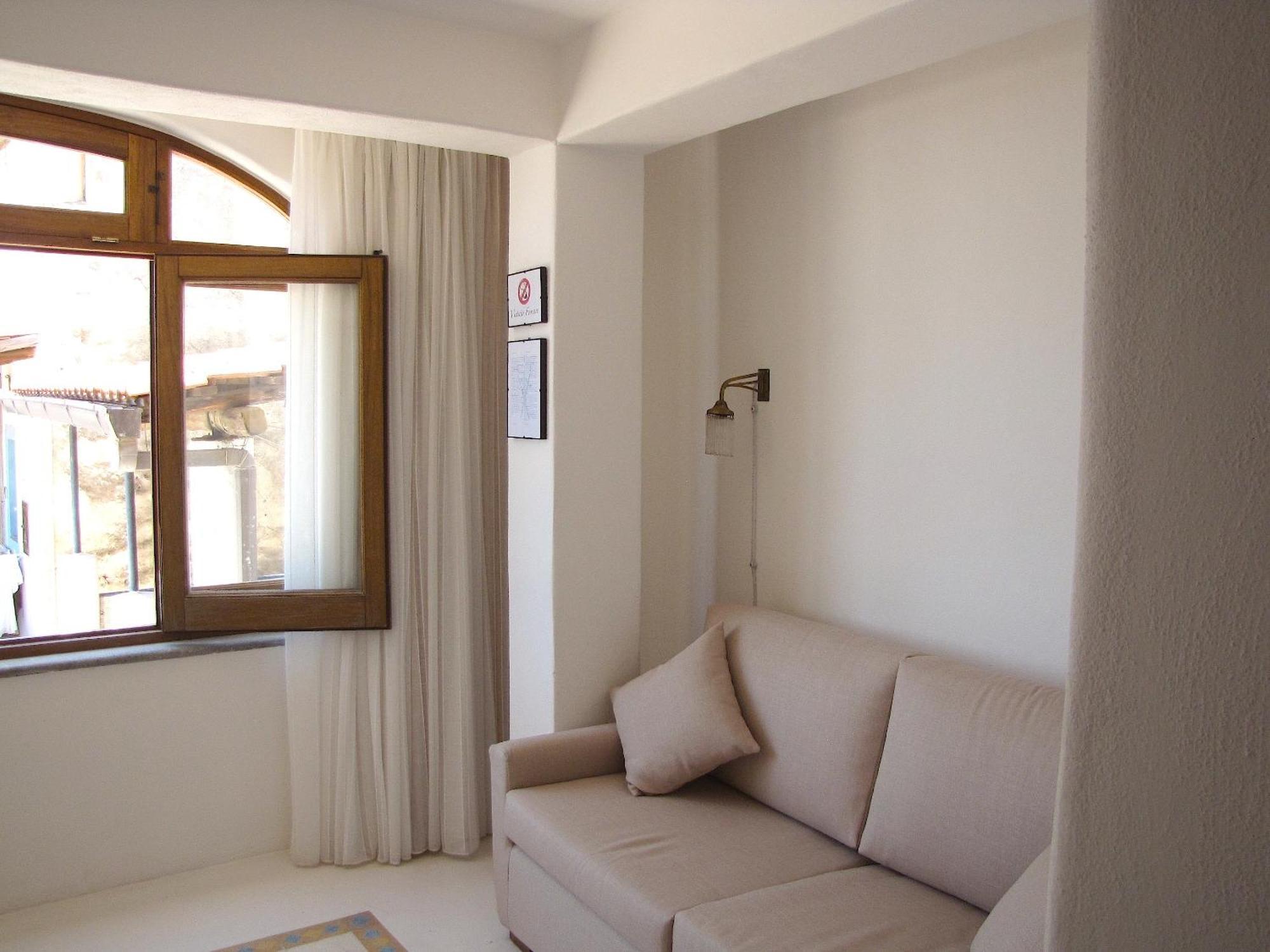 Hotel Santa Marina Antica Foresteria ซานตา มาริน่า ซาลินา ภายนอก รูปภาพ