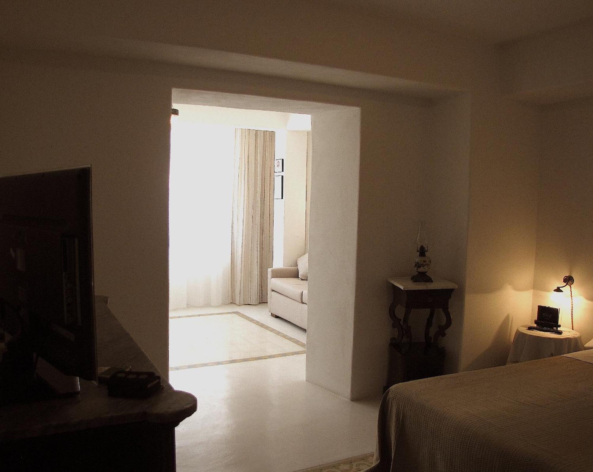 Hotel Santa Marina Antica Foresteria ซานตา มาริน่า ซาลินา ภายนอก รูปภาพ