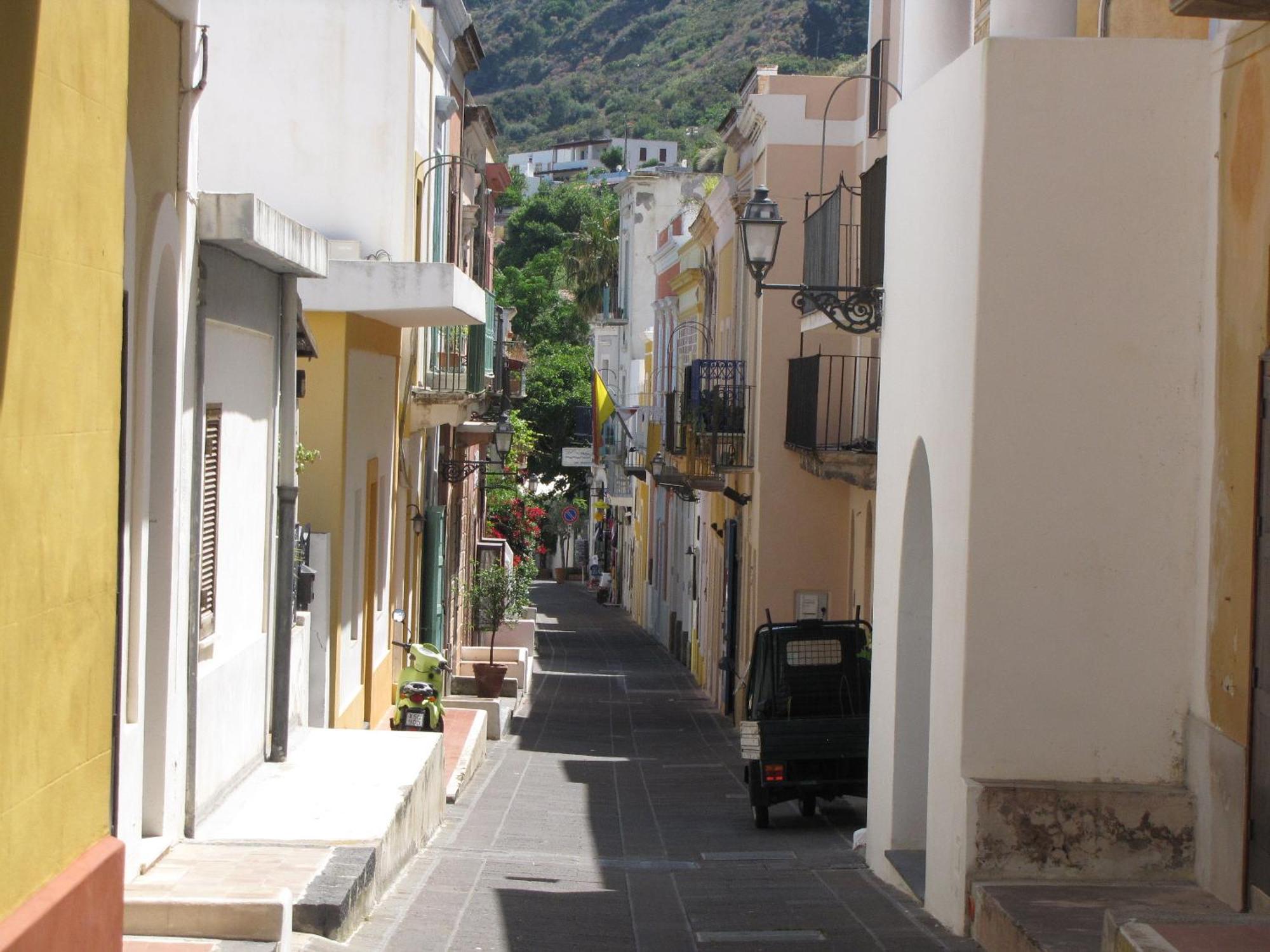 Hotel Santa Marina Antica Foresteria ซานตา มาริน่า ซาลินา ภายนอก รูปภาพ