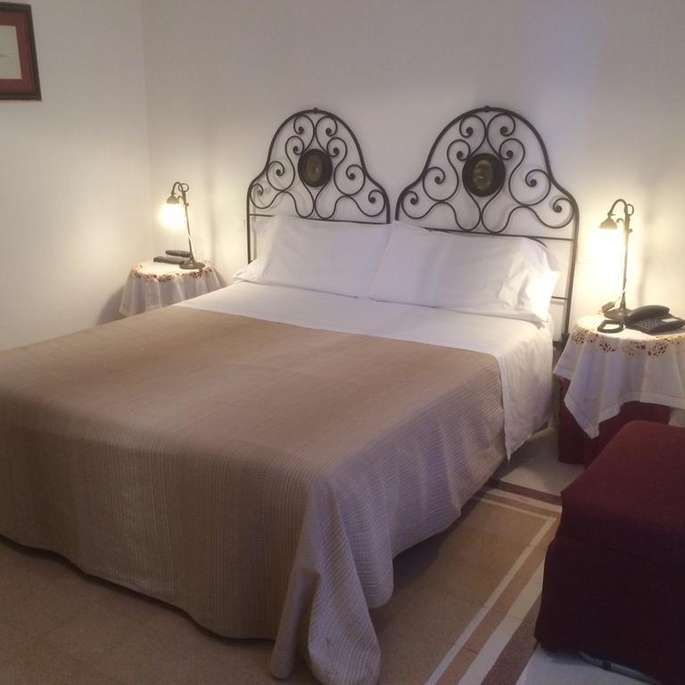 Hotel Santa Marina Antica Foresteria ซานตา มาริน่า ซาลินา ภายนอก รูปภาพ