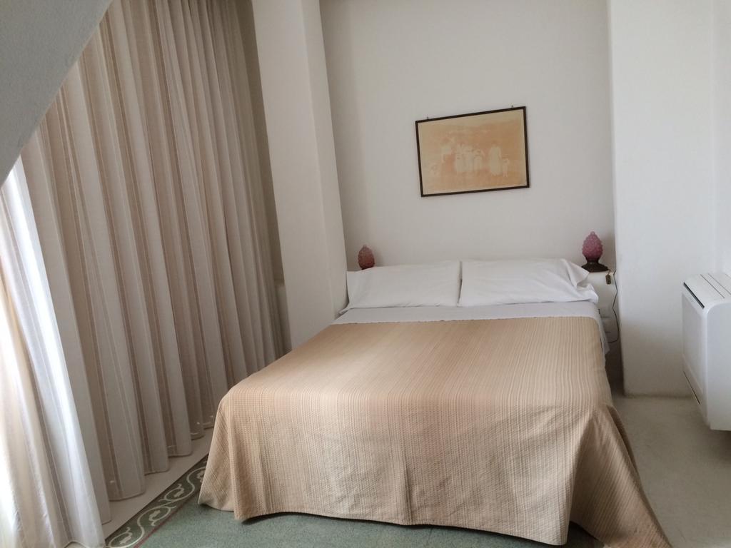Hotel Santa Marina Antica Foresteria ซานตา มาริน่า ซาลินา ภายนอก รูปภาพ