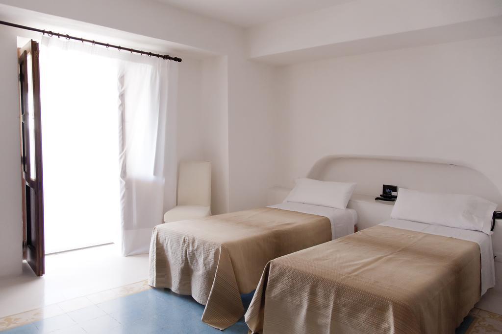 Hotel Santa Marina Antica Foresteria ซานตา มาริน่า ซาลินา ภายนอก รูปภาพ